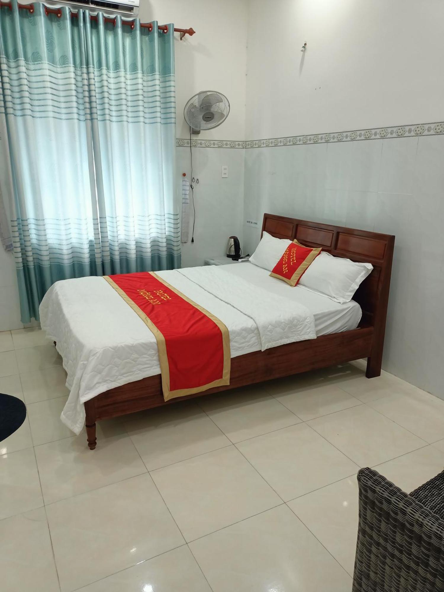 Khach San Mong An Hotel Vĩnh Hy Exterior foto