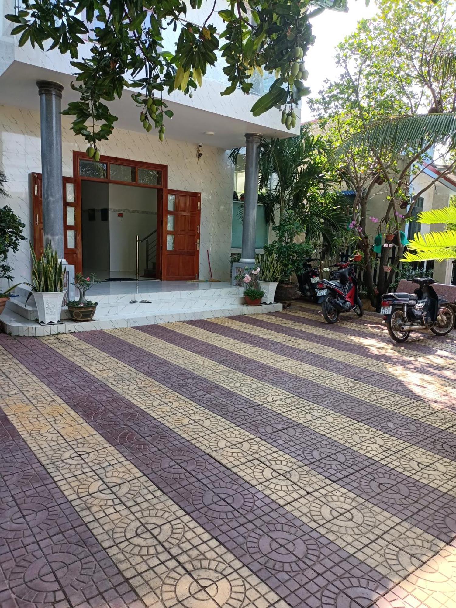 Khach San Mong An Hotel Vĩnh Hy Exterior foto