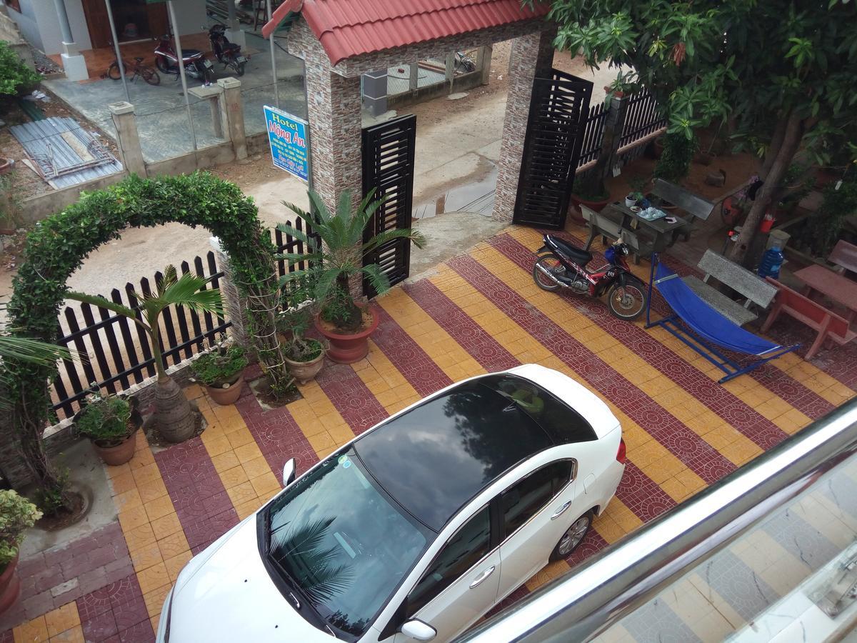Khach San Mong An Hotel Vĩnh Hy Exterior foto