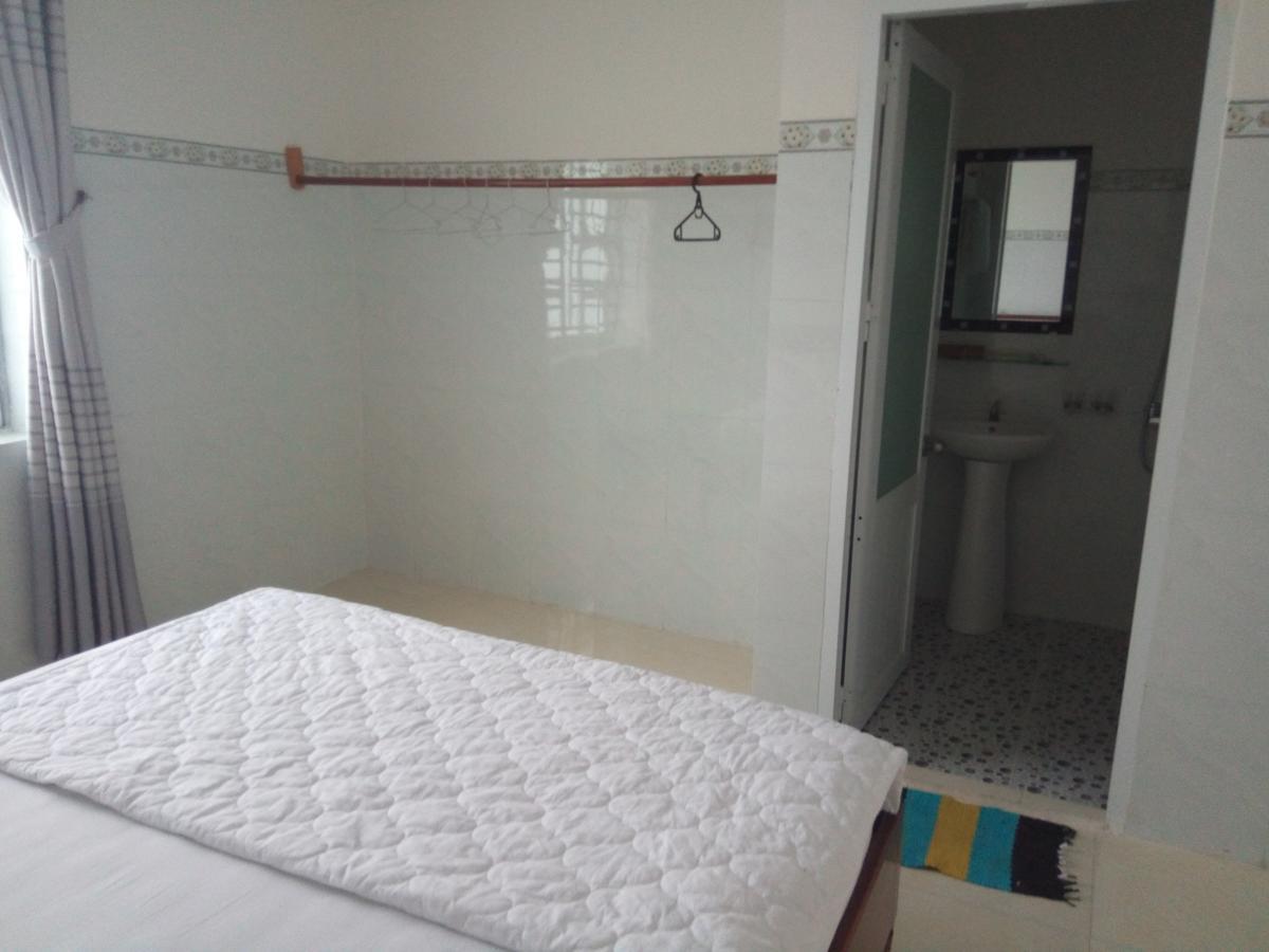 Khach San Mong An Hotel Vĩnh Hy Exterior foto